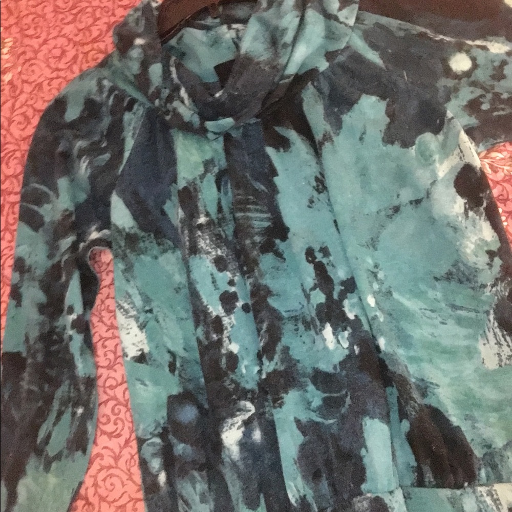 Sweater - Picture 2 of 2